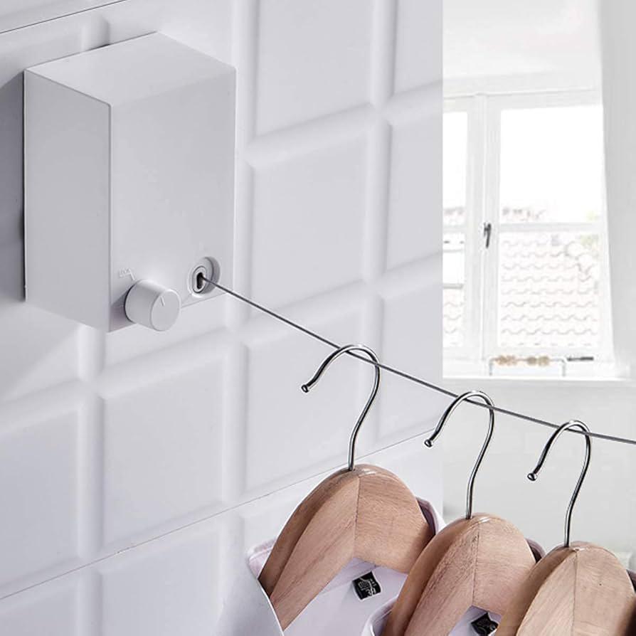 RETRACTABLE CLOTHESLINE